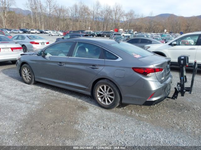 Photo 2 VIN: 5NPE24AFXJH699085 - HYUNDAI SONATA 