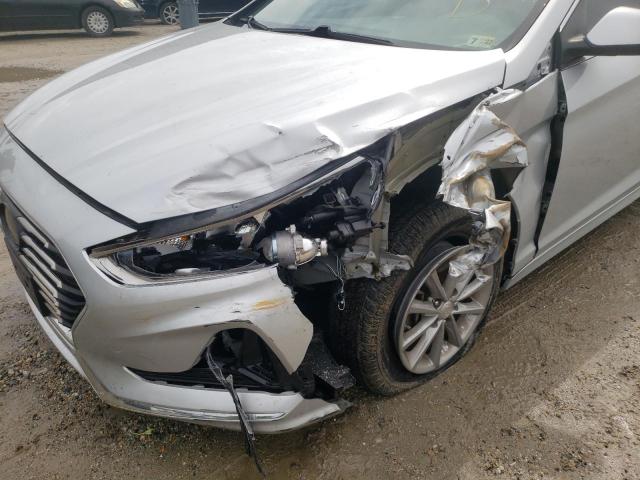 Photo 8 VIN: 5NPE24AFXJH699524 - HYUNDAI SONATA SE 