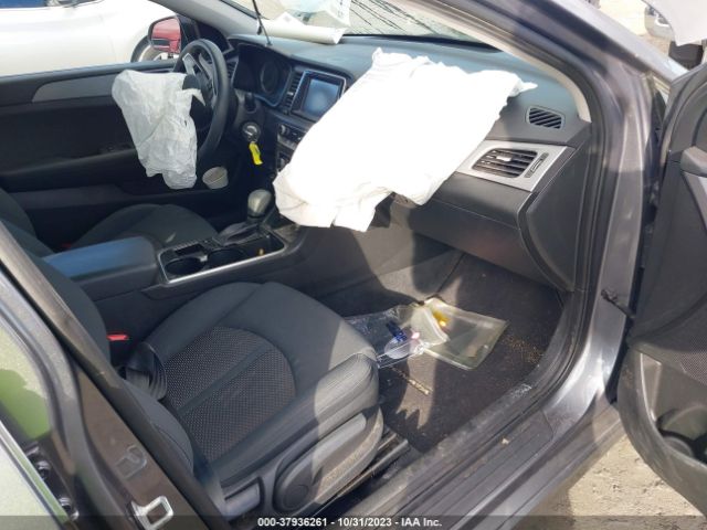 Photo 4 VIN: 5NPE24AFXJH708464 - HYUNDAI SONATA 