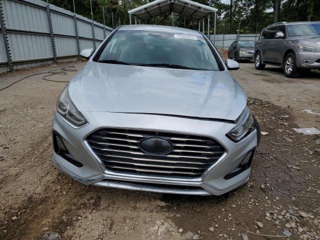 Photo 4 VIN: 5NPE24AFXJH714961 - HYUNDAI SONATA SE 