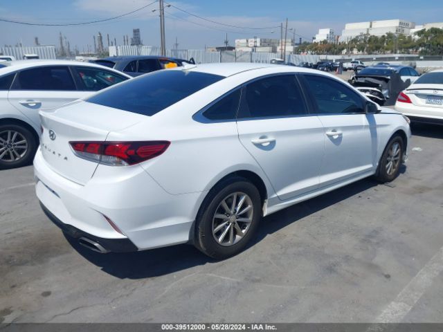 Photo 3 VIN: 5NPE24AFXJH726592 - HYUNDAI SONATA 