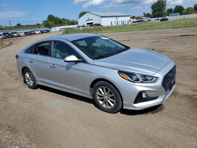 Photo 3 VIN: 5NPE24AFXJH728858 - HYUNDAI SONATA SE 