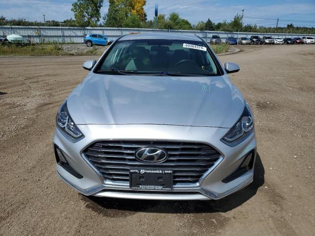 Photo 4 VIN: 5NPE24AFXJH728858 - HYUNDAI SONATA SE 