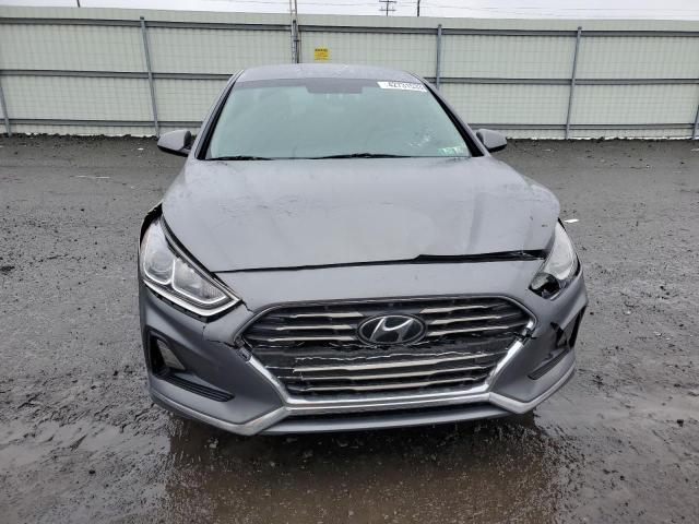 Photo 4 VIN: 5NPE24AFXKH734936 - HYUNDAI SONATA SE 