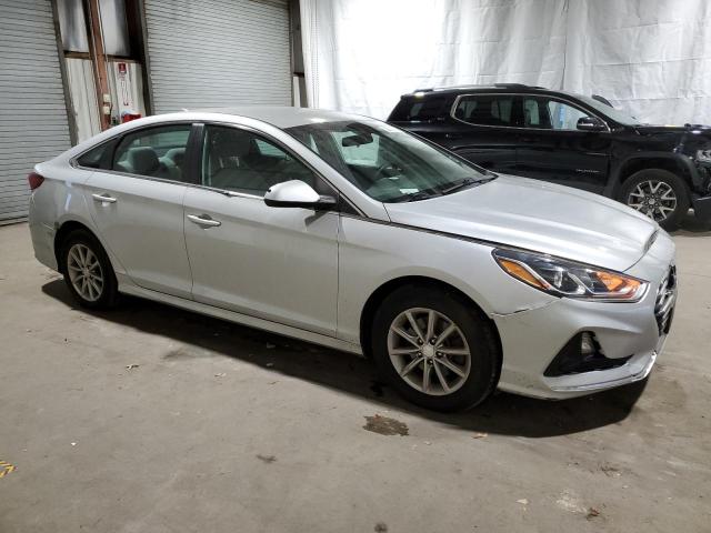 Photo 3 VIN: 5NPE24AFXKH740669 - HYUNDAI SONATA SE 