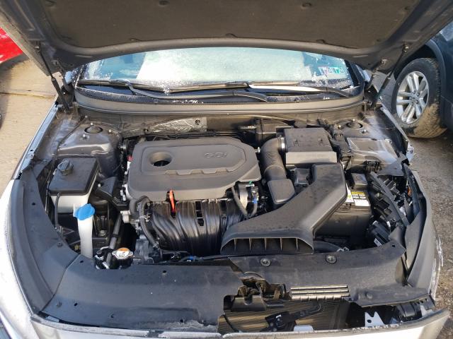 Photo 6 VIN: 5NPE24AFXKH750439 - HYUNDAI SONATA SE 