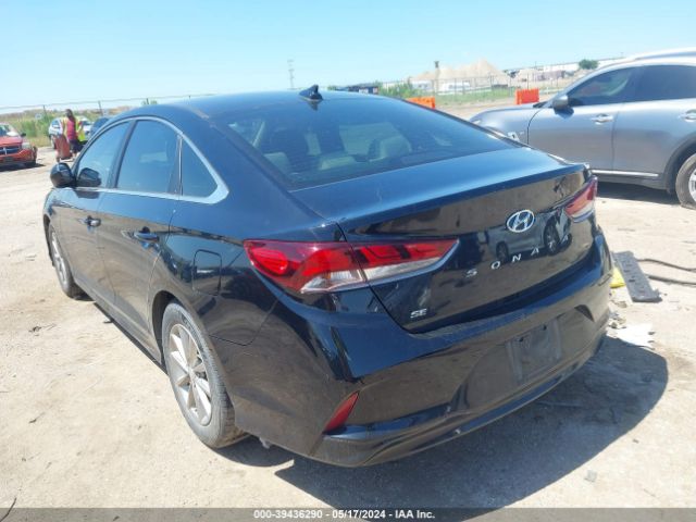 Photo 2 VIN: 5NPE24AFXKH750781 - HYUNDAI SONATA 