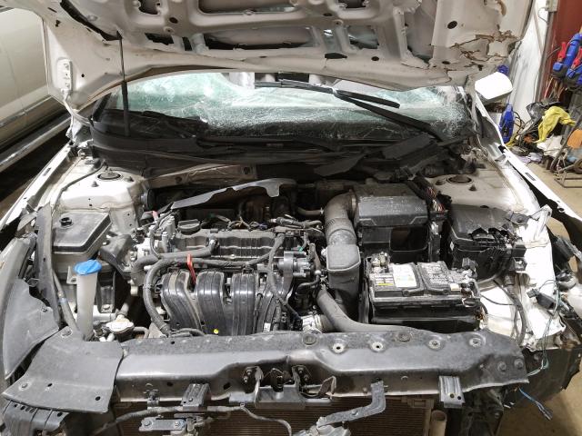 Photo 6 VIN: 5NPE24AFXKH787216 - HYUNDAI SONATA SE 