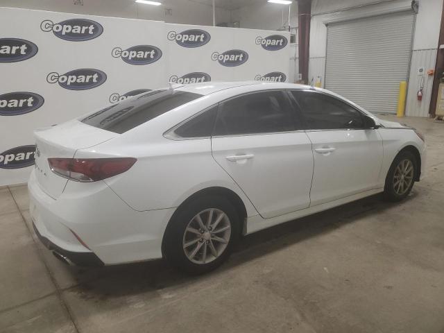 Photo 2 VIN: 5NPE24AFXKH789841 - HYUNDAI SONATA SE 