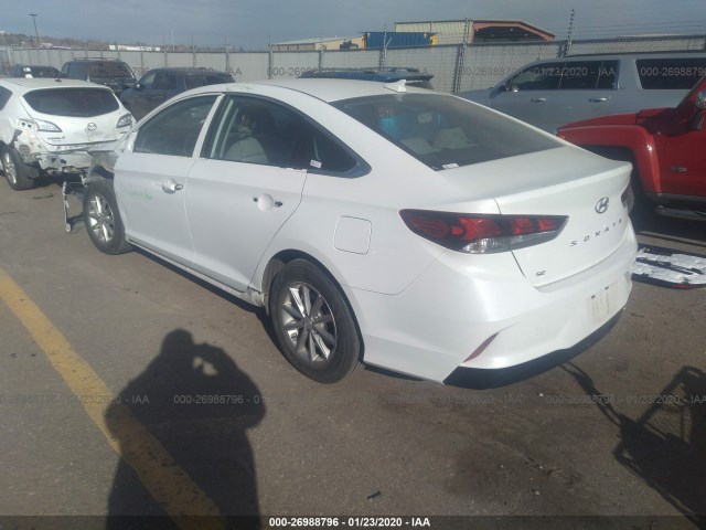 Photo 2 VIN: 5NPE24AFXKH791802 - HYUNDAI SONATA 