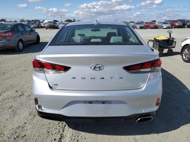 Photo 5 VIN: 5NPE24AFXKH793050 - HYUNDAI SONATA SE 