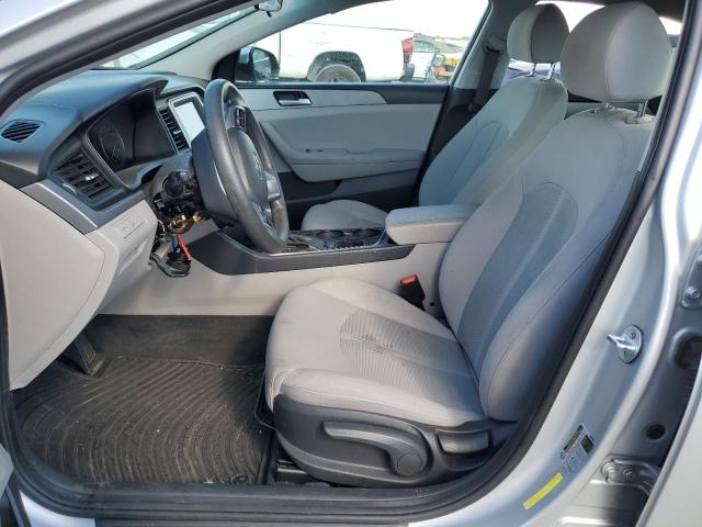 Photo 6 VIN: 5NPE24AFXKH793050 - HYUNDAI SONATA SE 