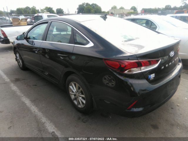 Photo 2 VIN: 5NPE24AFXKH802989 - HYUNDAI SONATA 