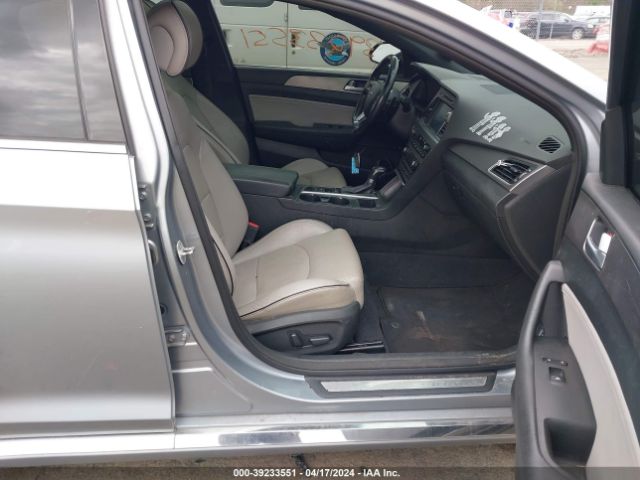 Photo 4 VIN: 5NPE34AB0FH114001 - HYUNDAI SONATA 