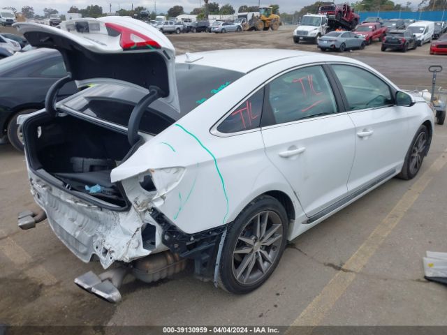 Photo 3 VIN: 5NPE34AB0HH546638 - HYUNDAI SONATA 