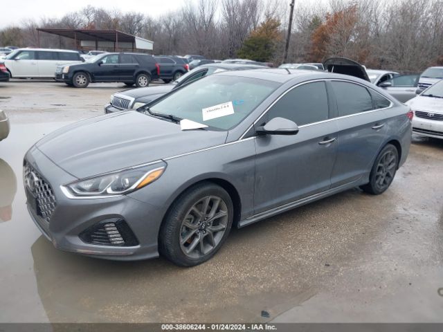 Photo 1 VIN: 5NPE34AB0JH634434 - HYUNDAI SONATA 