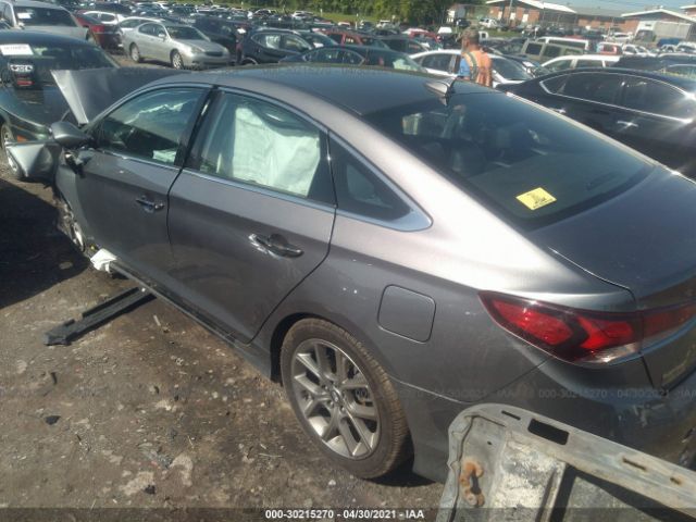 Photo 2 VIN: 5NPE34AB0JH660046 - HYUNDAI SONATA 