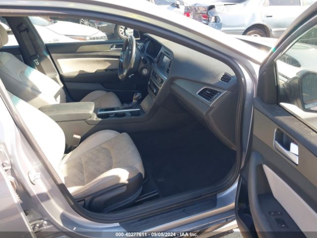 Photo 4 VIN: 5NPE34AB1HH456690 - HYUNDAI SONATA 