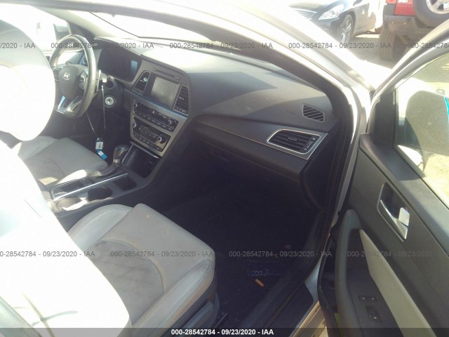 Photo 4 VIN: 5NPE34AB1HH575730 - HYUNDAI SONATA 