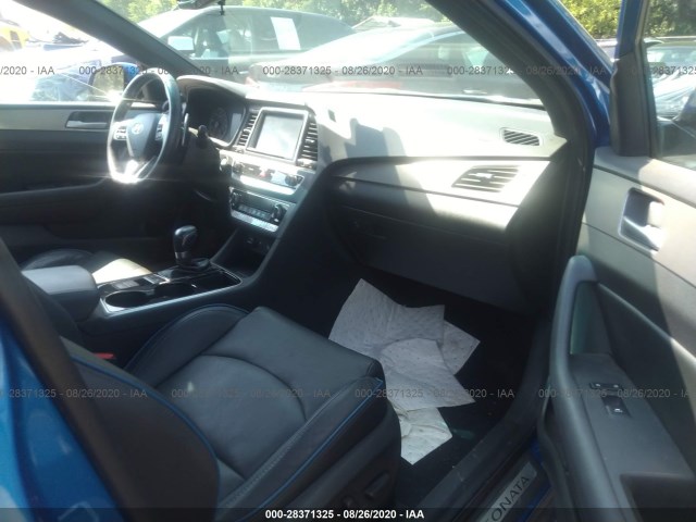 Photo 4 VIN: 5NPE34AB1JH621255 - HYUNDAI SONATA 