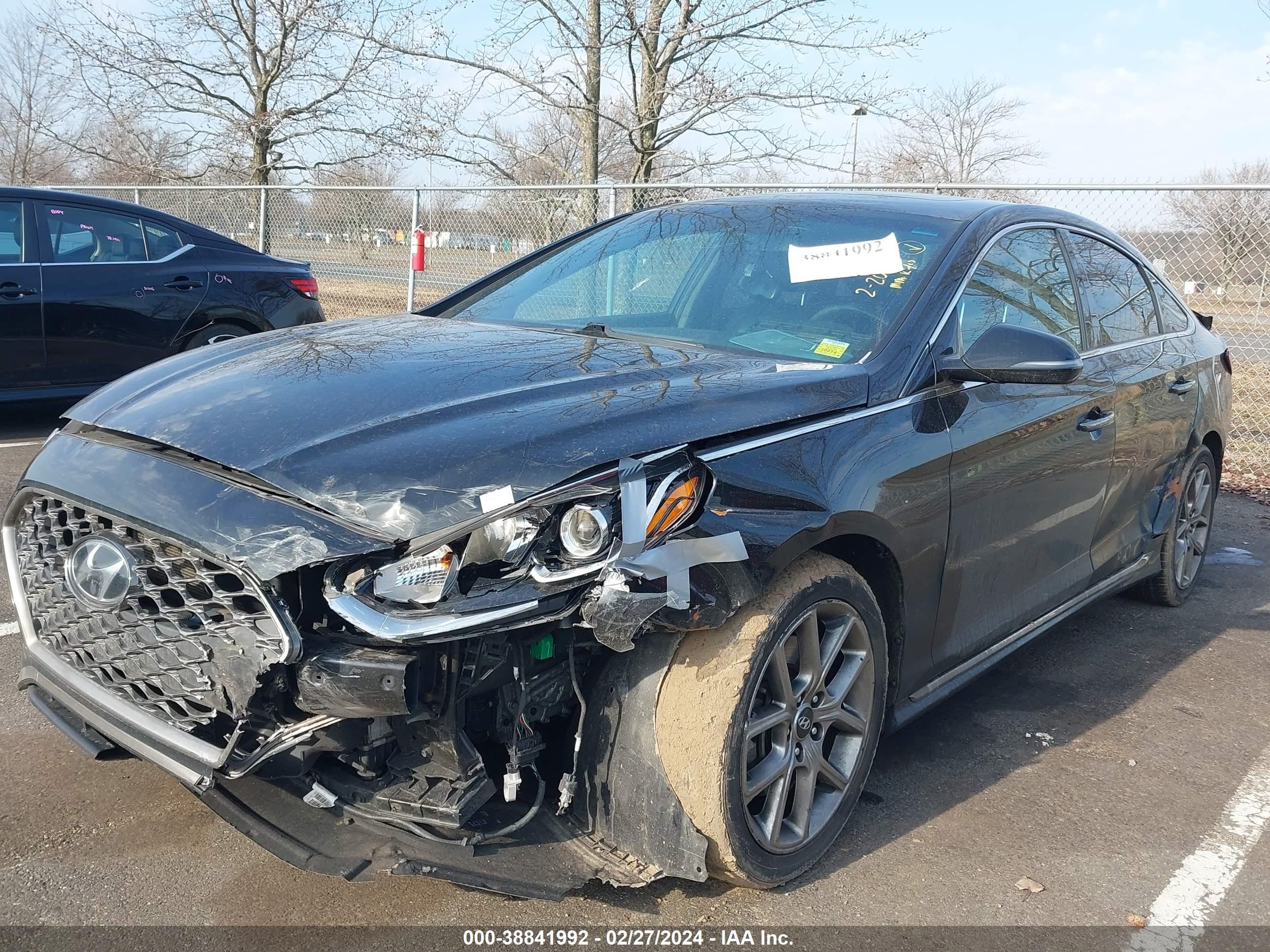 Photo 5 VIN: 5NPE34AB1JH692665 - HYUNDAI SONATA 