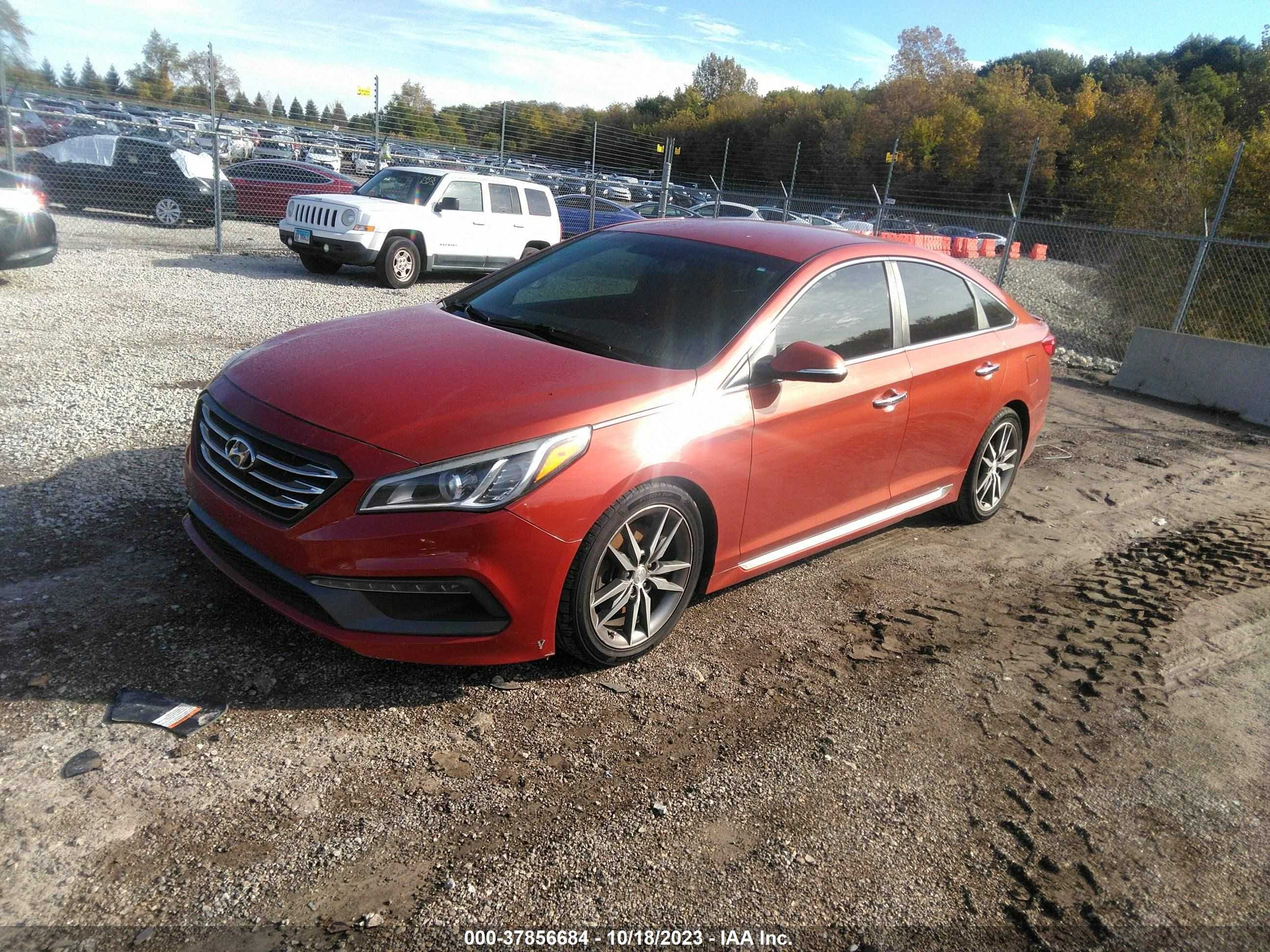 Photo 1 VIN: 5NPE34AB2FH119054 - HYUNDAI SONATA 