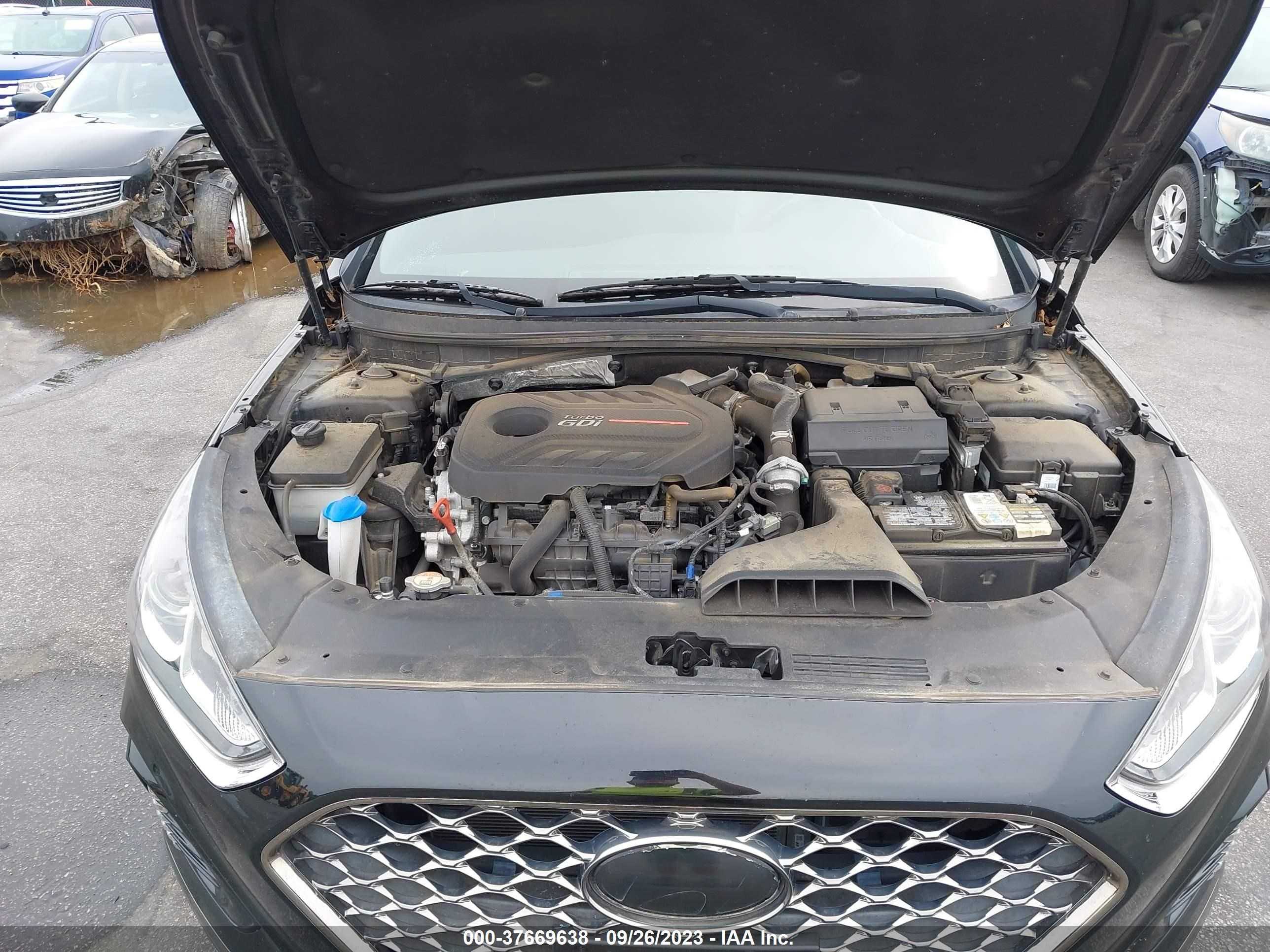 Photo 9 VIN: 5NPE34AB2JH616002 - HYUNDAI SONATA 