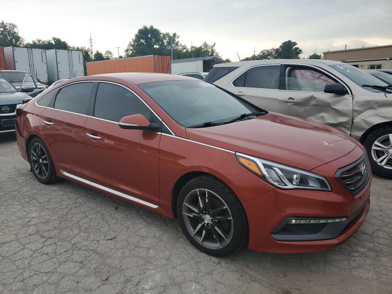 Photo 3 VIN: 5NPE34AB3FH164116 - HYUNDAI SONATA 