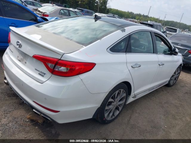 Photo 3 VIN: 5NPE34AB3FH180381 - HYUNDAI SONATA 