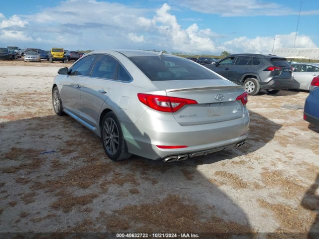 Photo 2 VIN: 5NPE34AB4FH153383 - HYUNDAI SONATA 