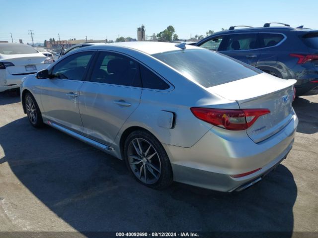 Photo 2 VIN: 5NPE34AB4HH480529 - HYUNDAI SONATA 