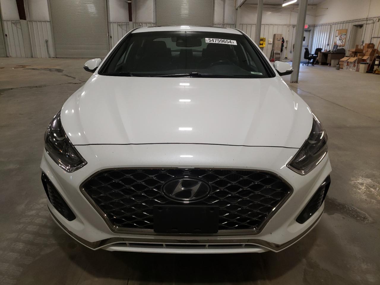 Photo 4 VIN: 5NPE34AB4JH616454 - HYUNDAI SONATA 