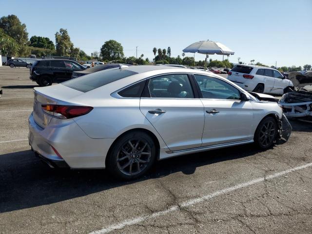 Photo 2 VIN: 5NPE34AB4JH688559 - HYUNDAI SONATA SPO 