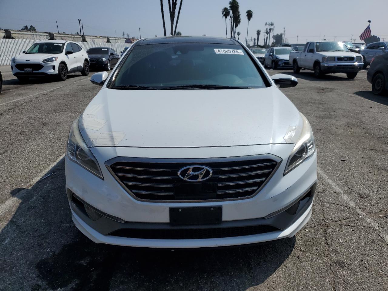 Photo 4 VIN: 5NPE34AB5FH080461 - HYUNDAI SONATA 