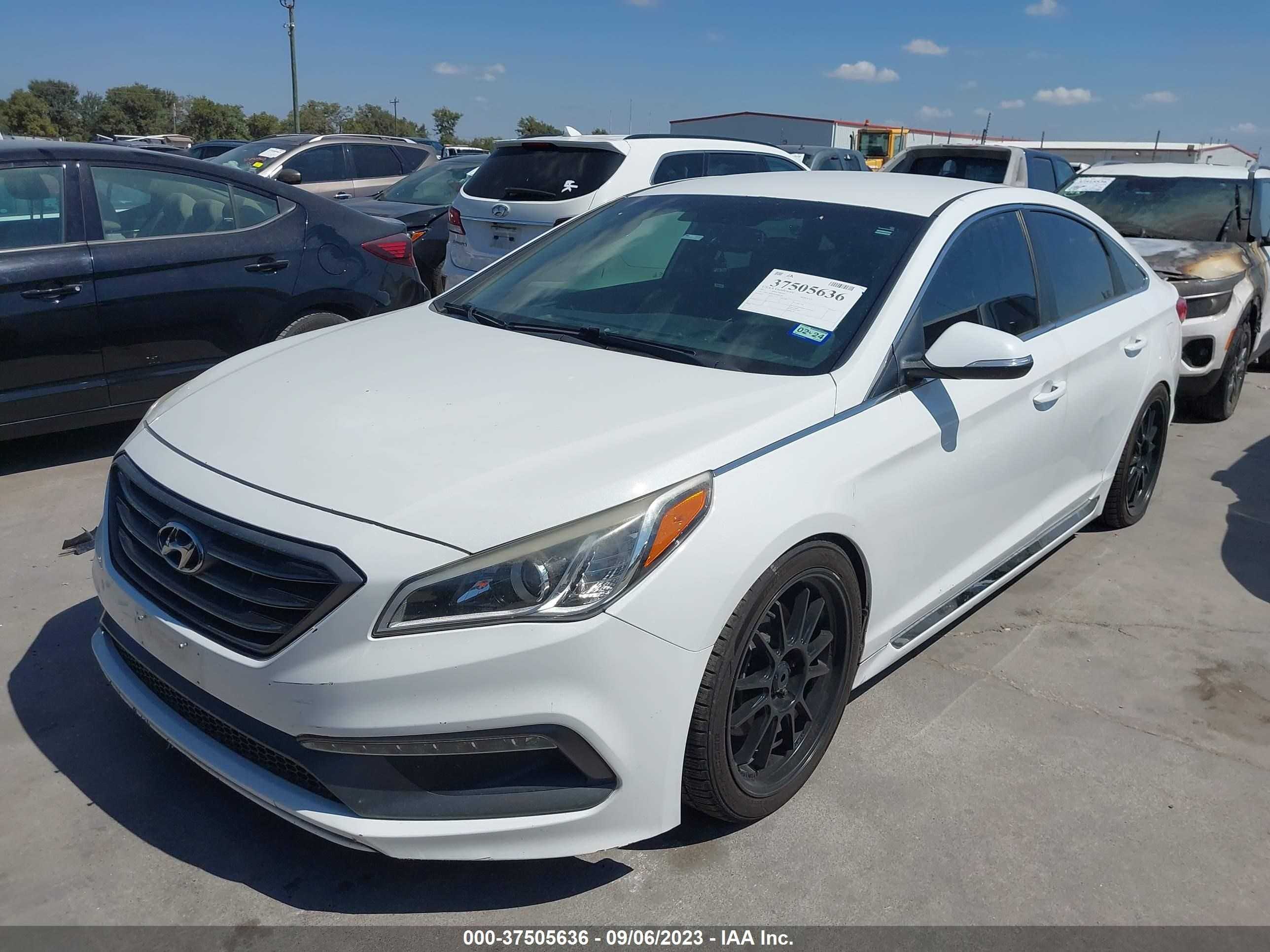 Photo 1 VIN: 5NPE34AB5HH480359 - HYUNDAI SONATA 