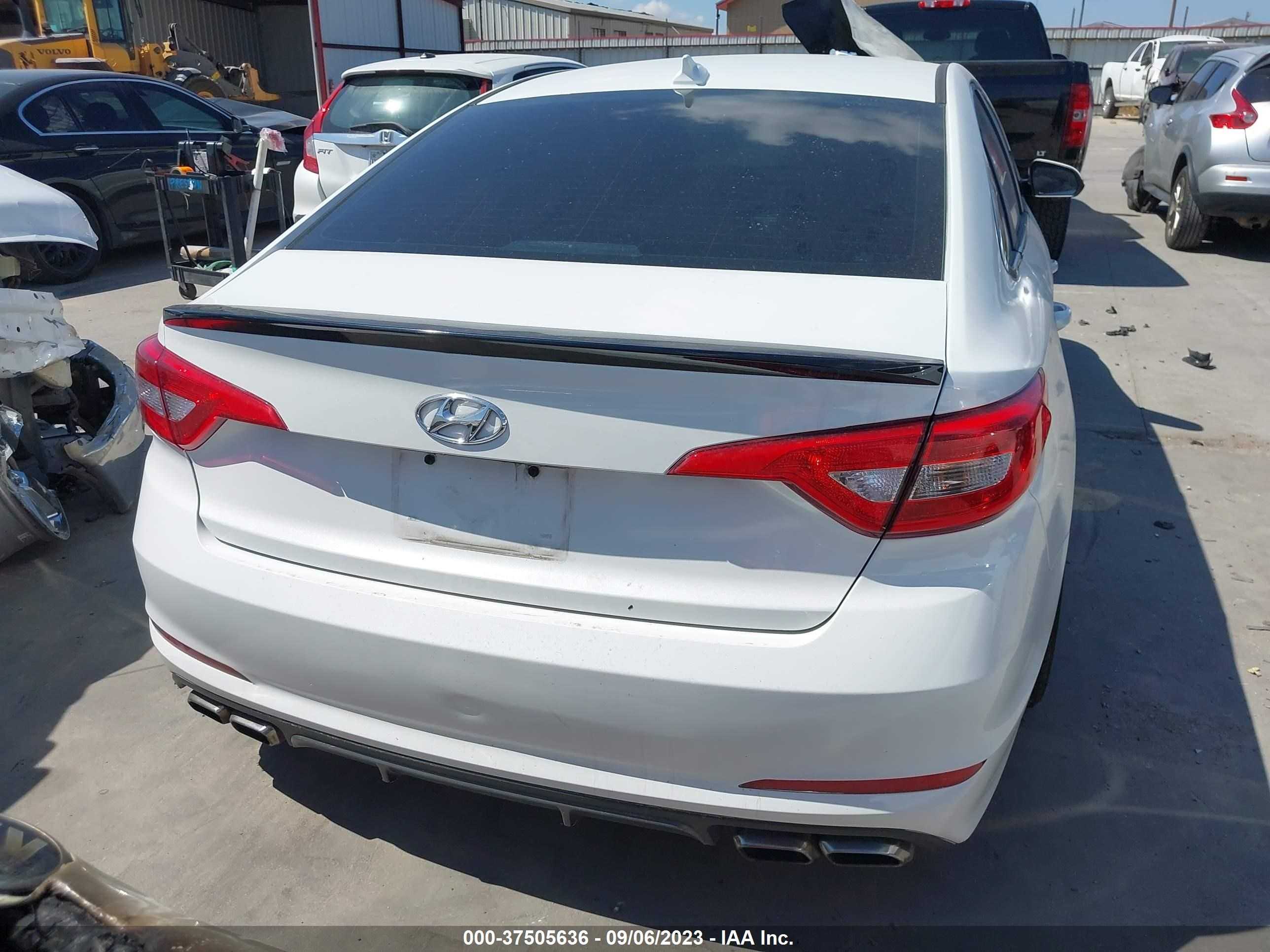 Photo 14 VIN: 5NPE34AB5HH480359 - HYUNDAI SONATA 