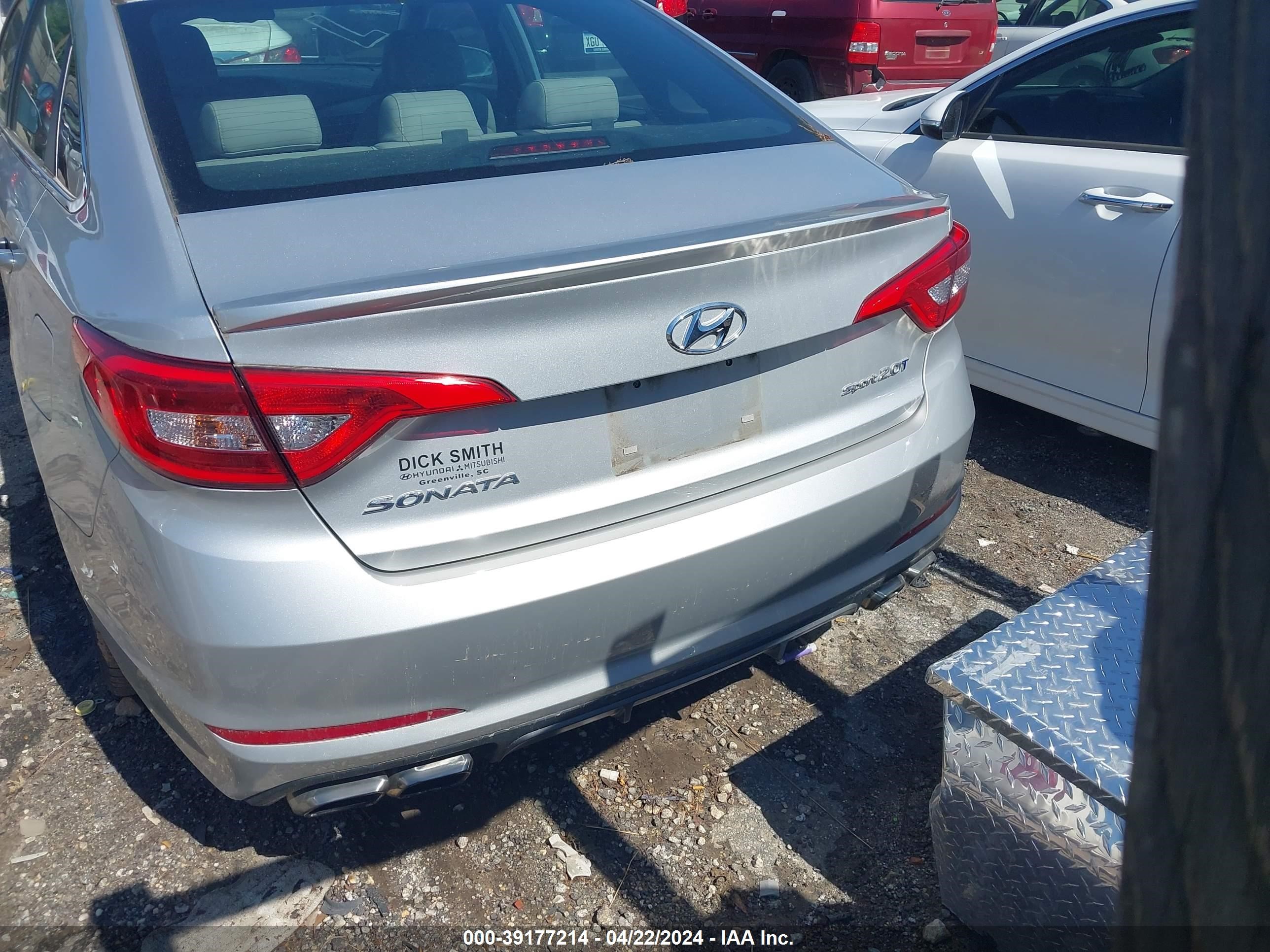 Photo 15 VIN: 5NPE34AB5HH511092 - HYUNDAI SONATA 