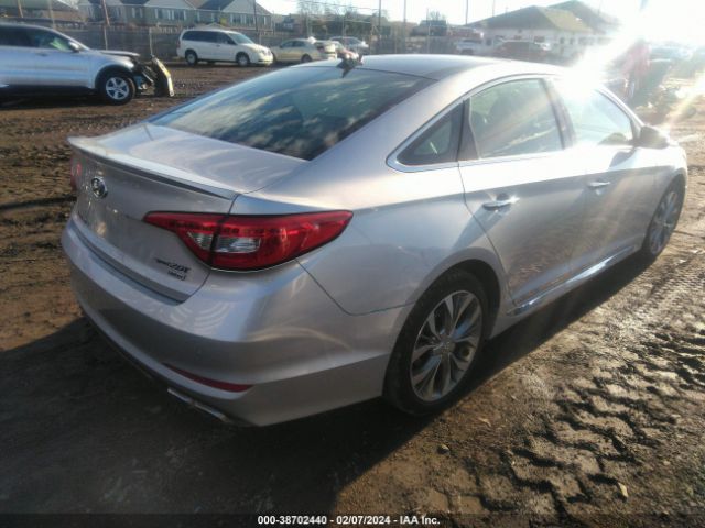 Photo 3 VIN: 5NPE34AB5HH565668 - HYUNDAI SONATA 