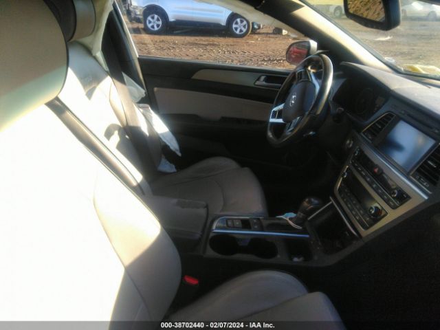 Photo 4 VIN: 5NPE34AB5HH565668 - HYUNDAI SONATA 