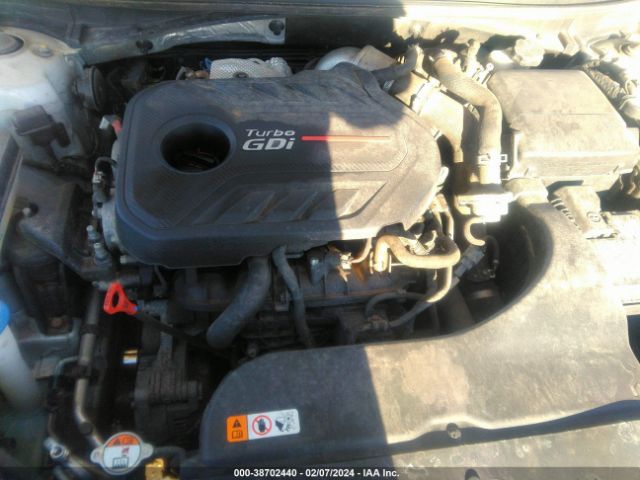 Photo 9 VIN: 5NPE34AB5HH565668 - HYUNDAI SONATA 