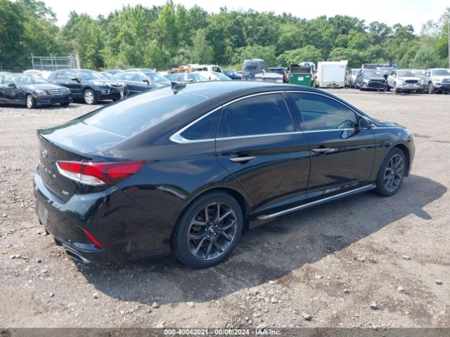 Photo 3 VIN: 5NPE34AB5JH659832 - HYUNDAI SONATA 