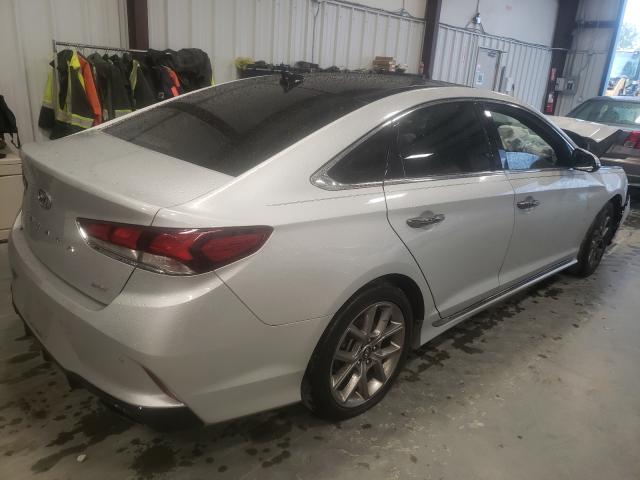 Photo 3 VIN: 5NPE34AB5JH704560 - HYUNDAI SONATA SPO 