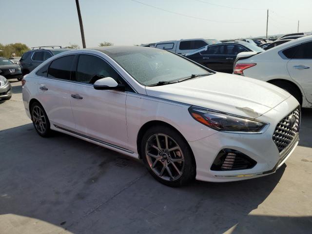 Photo 3 VIN: 5NPE34AB5JH715669 - HYUNDAI SONATA 