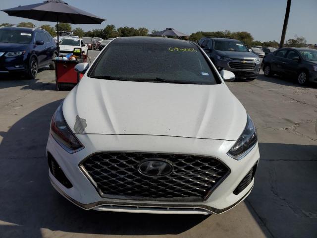 Photo 4 VIN: 5NPE34AB5JH715669 - HYUNDAI SONATA 