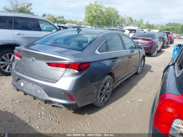 Photo 3 VIN: 5NPE34AB5KH803199 - HYUNDAI SONATA 