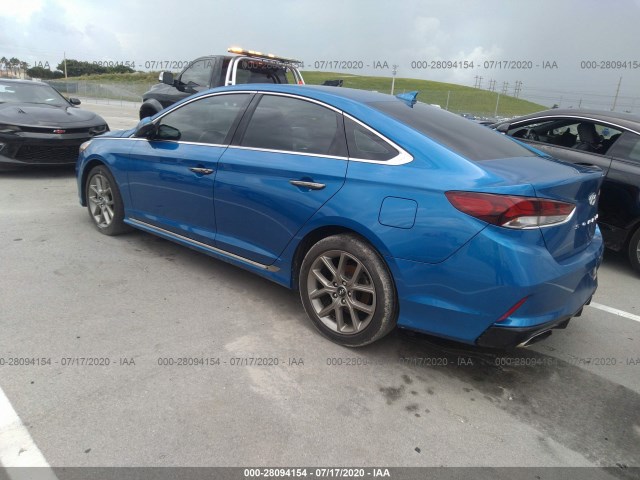 Photo 2 VIN: 5NPE34AB6JH677322 - HYUNDAI SONATA 