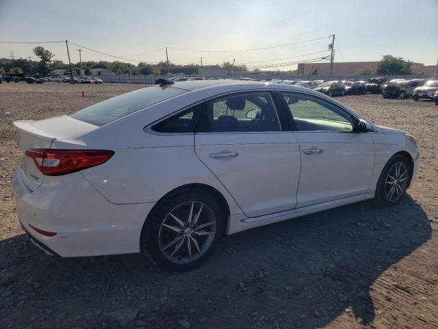 Photo 2 VIN: 5NPE34AB7FH083426 - HYUNDAI SONATA SPO 