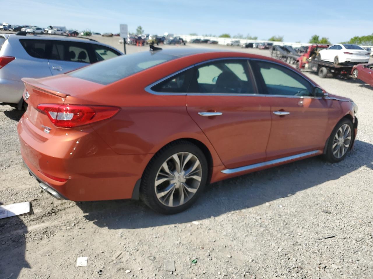 Photo 2 VIN: 5NPE34AB7FH202432 - HYUNDAI SONATA 