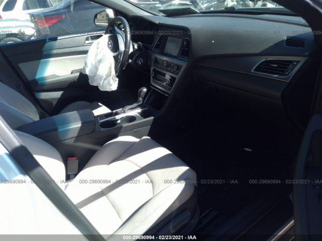 Photo 4 VIN: 5NPE34AB7HH478791 - HYUNDAI SONATA 