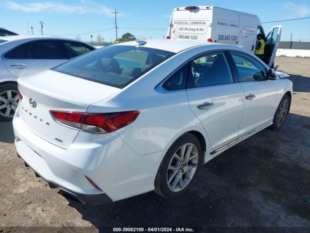 Photo 3 VIN: 5NPE34AB7JH613225 - HYUNDAI SONATA 